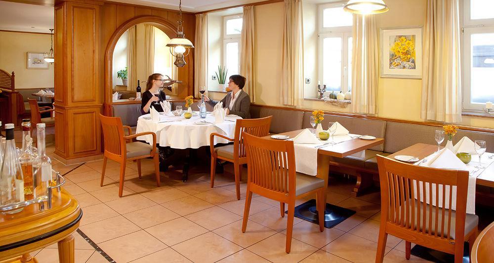 Hotel Wuerttemberger Hof เออริงเงน ภายนอก รูปภาพ